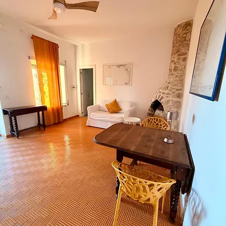 Torre Bianca - Casa Ibiscus *